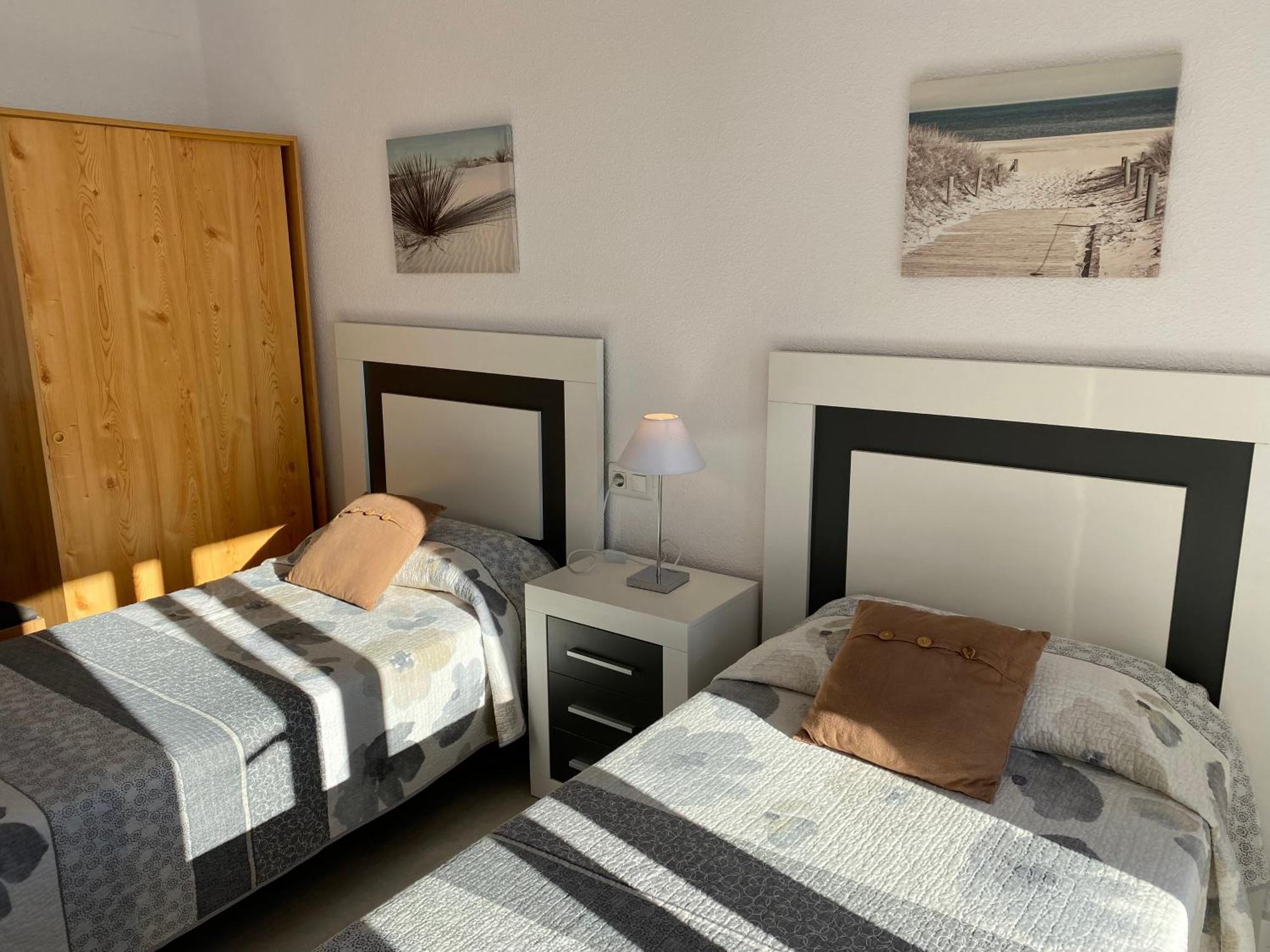 Apartamentos Playa D Y G Sant Carles De La Rapita Ngoại thất bức ảnh