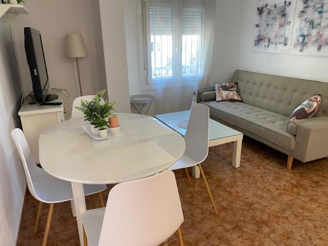 Apartamentos Playa D Y G Sant Carles De La Rapita Ngoại thất bức ảnh
